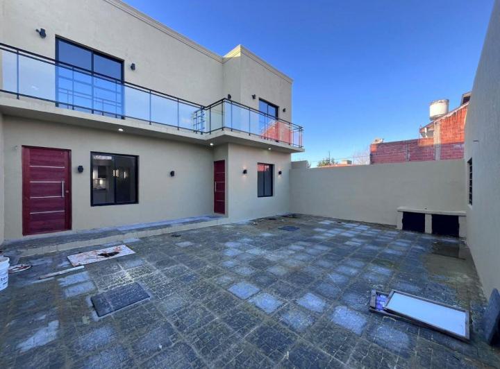 Casa · 67m² · 3 Ambientes · 1 Cochera