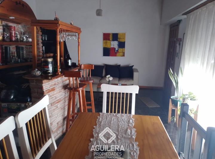 Casa · 92m² · 3 Ambientes · 1 Cochera