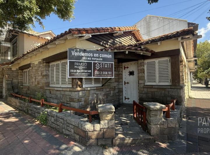Casa · 153m² · 5 Ambientes · 1 Cochera