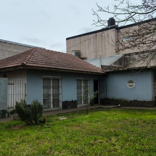 Casa · 140m² · 2 Ambientes