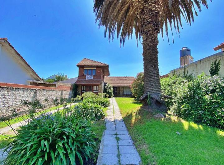 Casa · 185m² · 5 Ambientes