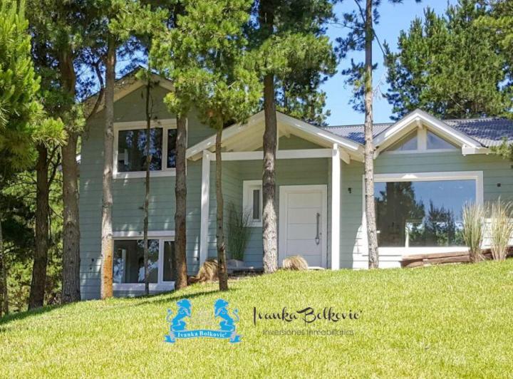 Casa · 145m² · 4 Ambientes