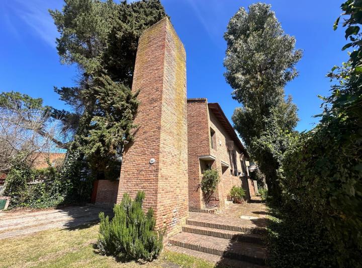 Casa · 75m² · 3 Ambientes · 1 Cochera