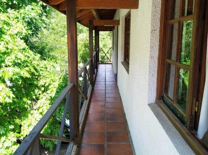 Casa · 224m² · 7 Ambientes · 1 Cochera