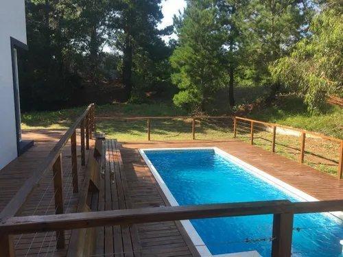 Casa · 180ha · 4 Ambientes · 1 Cochera
