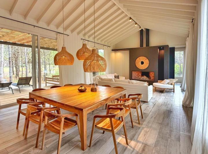Casa · 260m² · 6 Ambientes · 3 Cocheras