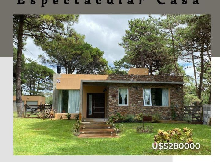 Casa · 180m² · 4 Ambientes · 1 Cochera