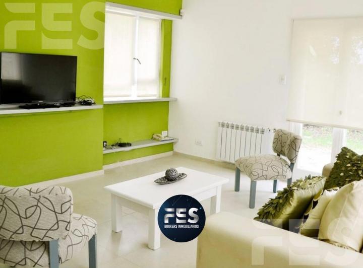Casa · 200m² · 4 Ambientes · 1 Cochera