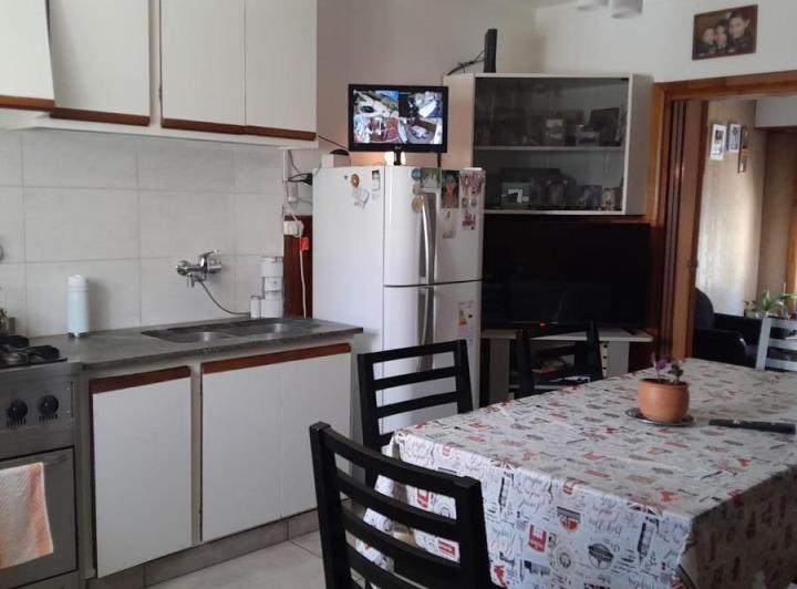Casa · 80m² · 2 Dormitorios · 2 Cocheras