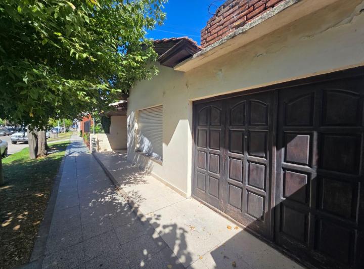 Casa · 90m² · 3 Ambientes · 1 Cochera