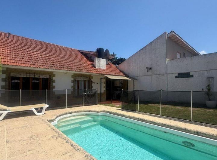 Casa · 150m² · 5 Ambientes · 1 Cochera