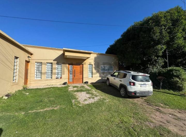 Casa · 180m² · 4 Ambientes