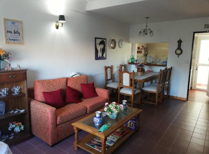 Casa · 80m² · 2 Dormitorios · 1 Cochera