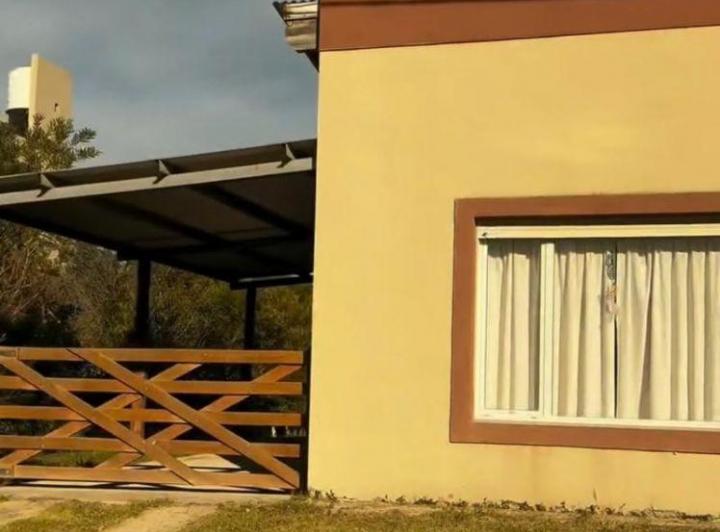 Casa · 132m² · 2 Ambientes · 2 Cocheras