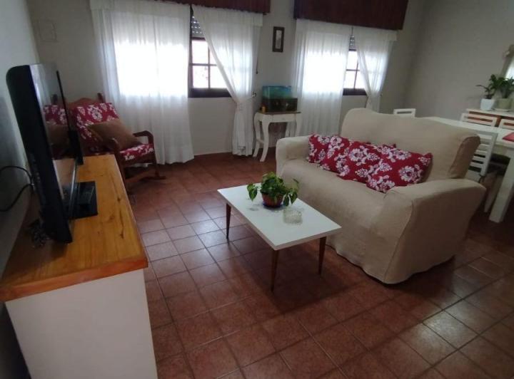 Casa · 163m² · 2 Ambientes · 1 Cochera
