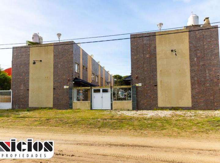 Casa · 1m² · 3 Ambientes