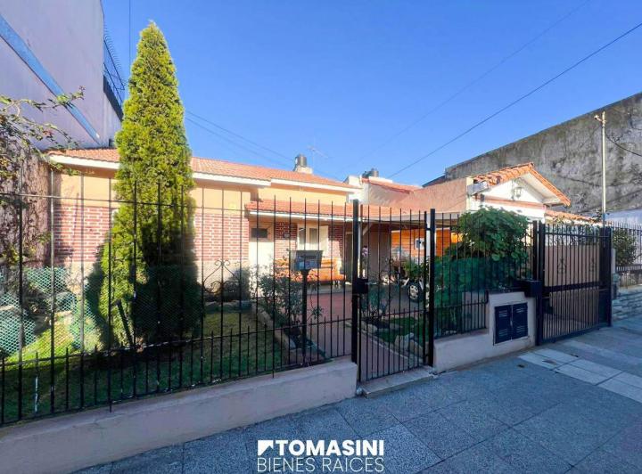 Casa · 156m² · 3 Ambientes · 1 Cochera