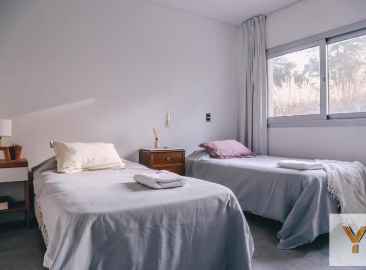 Casa · 280m² · 5 Ambientes