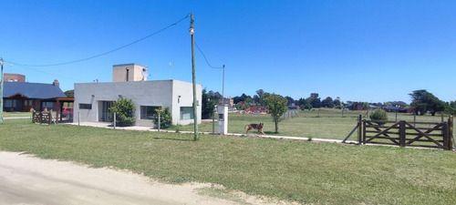 Casa · 100m² · 3 Ambientes · 1 Cochera