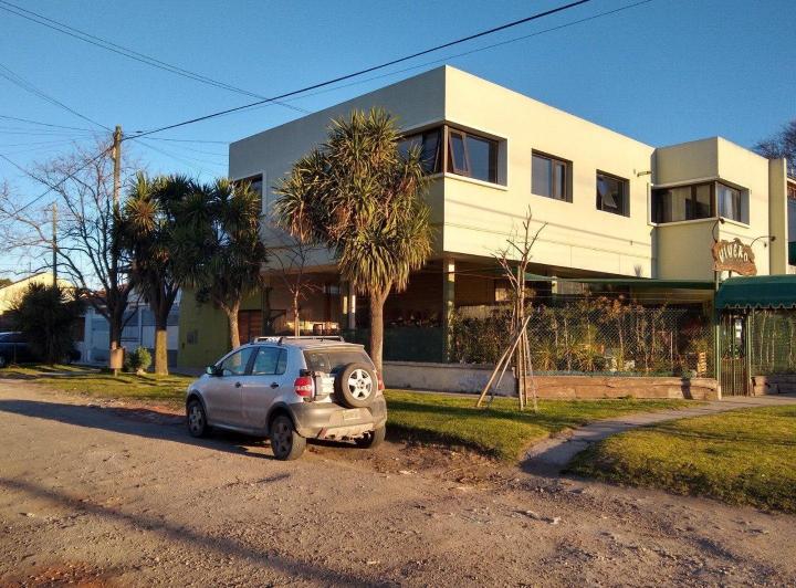 Casa · 220m² · 4 Ambientes · 1 Cochera