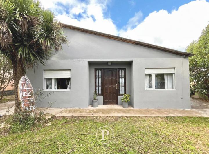Casa · 143m² · 4 Ambientes · 1 Cochera