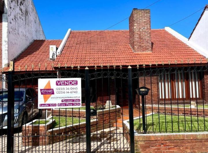 Casa · 150m² · 5 Ambientes · 1 Cochera