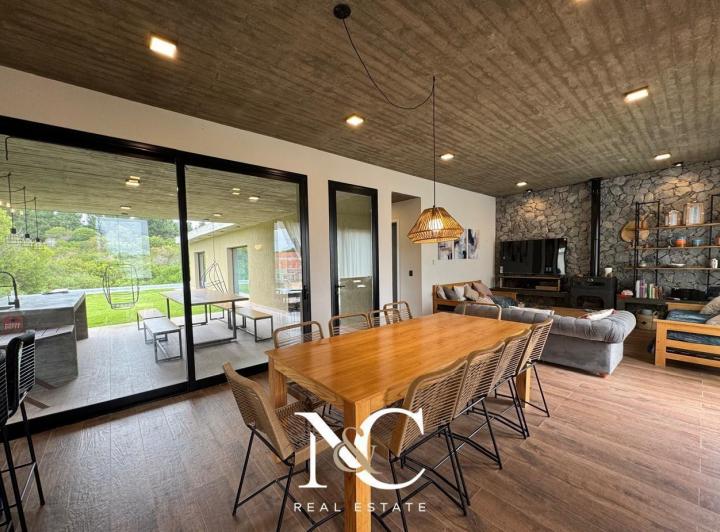 Casa · 148m² · 4 Ambientes