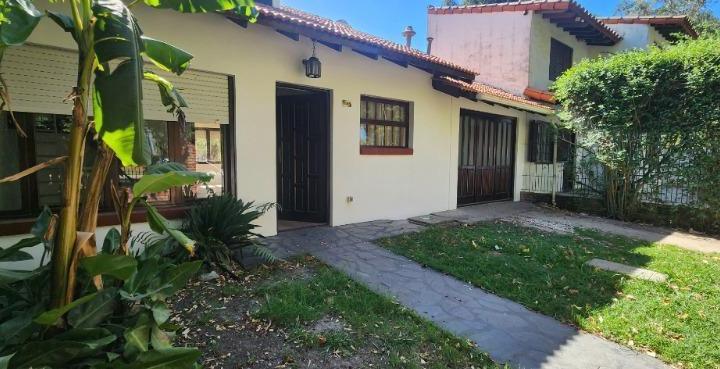 Casa · 124m² · 4 Ambientes · 2 Cocheras