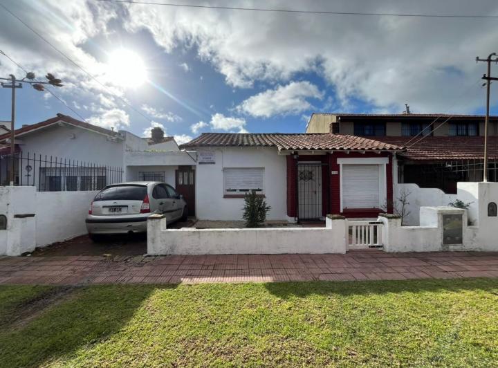 Casa · 55m² · 3 Ambientes · 1 Cochera