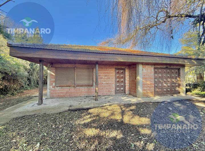 Casa · 220m² · 3 Ambientes · 1 Cochera