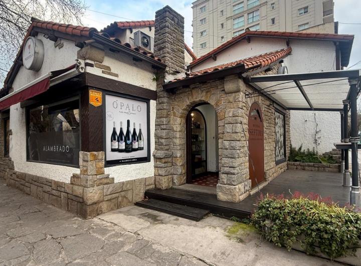 Casa · 180m² · 4 Ambientes