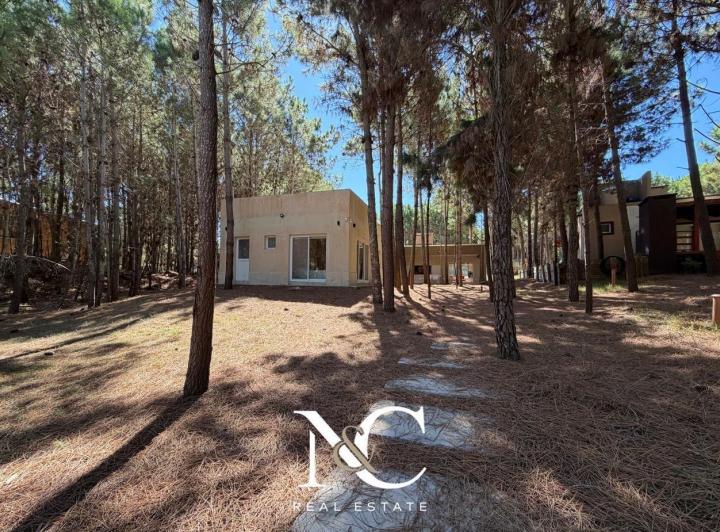 Casa · 140m² · 4 Ambientes · 1 Cochera