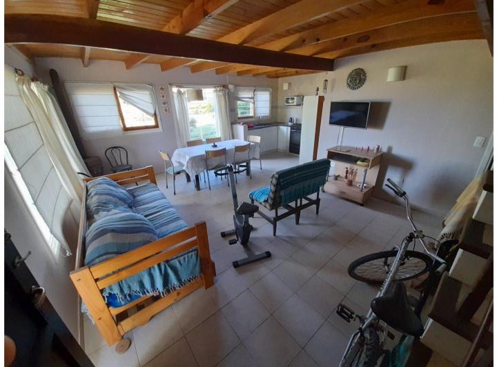 Casa · 100m² · 3 Ambientes · 1 Cochera