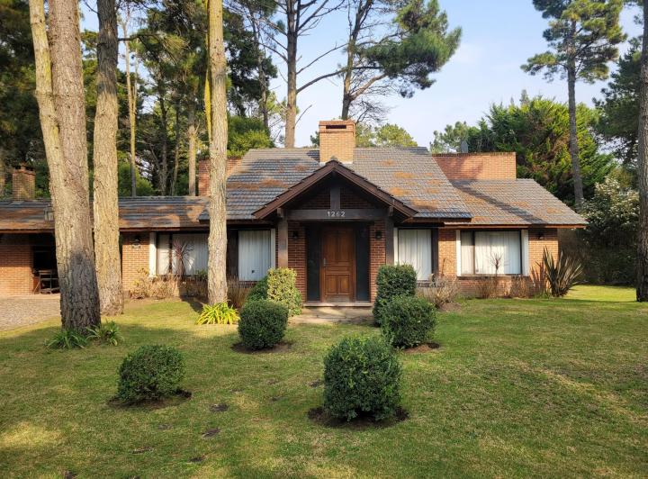 Casa · 164m² · 3 Dormitorios · 1 Cochera
