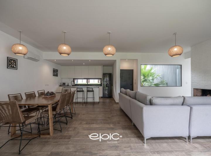 Casa · 160m² · 5 Ambientes