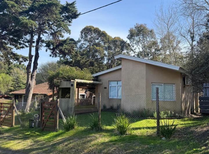 Casa · 90m² · 3 Ambientes · 1 Cochera