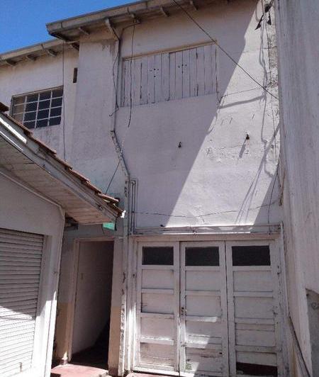 Casa · 100m² · 2 Ambientes · 1 Cochera