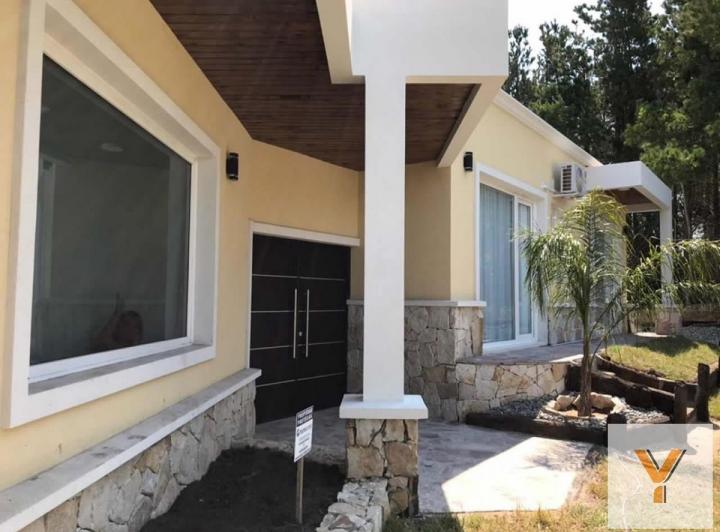 Casa · 270m² · 6 Ambientes