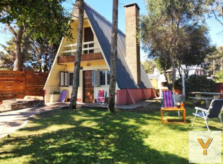 Casa · 105m² · 5 Ambientes