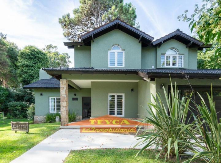 Casa · 275m² · 5 Ambientes