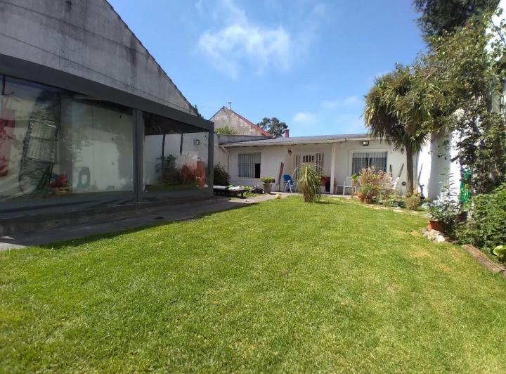 Casa · 105m² · 4 Ambientes · 1 Cochera