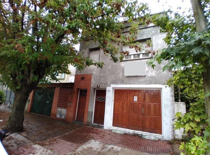 Casa · 100m² · 4 Ambientes · 1 Cochera