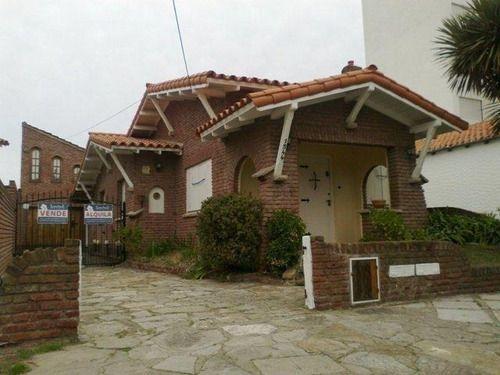 Casa · 180m² · 3 Ambientes · 1 Cochera
