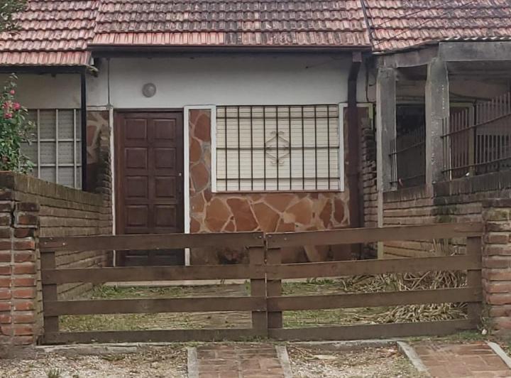 Casa · 50m² · 3 Ambientes · 1 Cochera