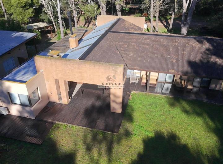 Casa · 149m² · 5 Ambientes · 1 Cochera