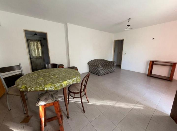 Casa · 70m² · 3 Ambientes · 1 Cochera