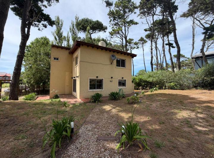 Casa · 118m² · 6 Ambientes
