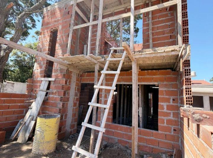 Casa · 55m² · 3 Ambientes · 1 Cochera