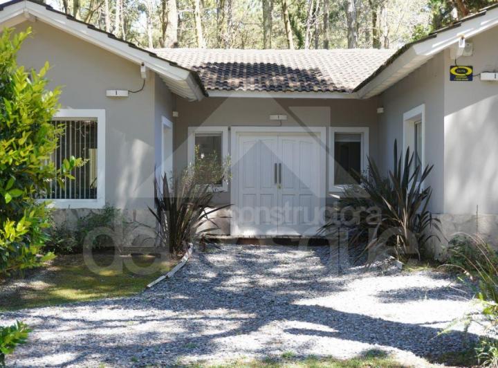 Casa · 165m² · 6 Ambientes