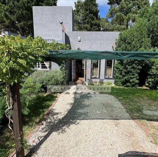 Casa · 82m² · 3 Ambientes